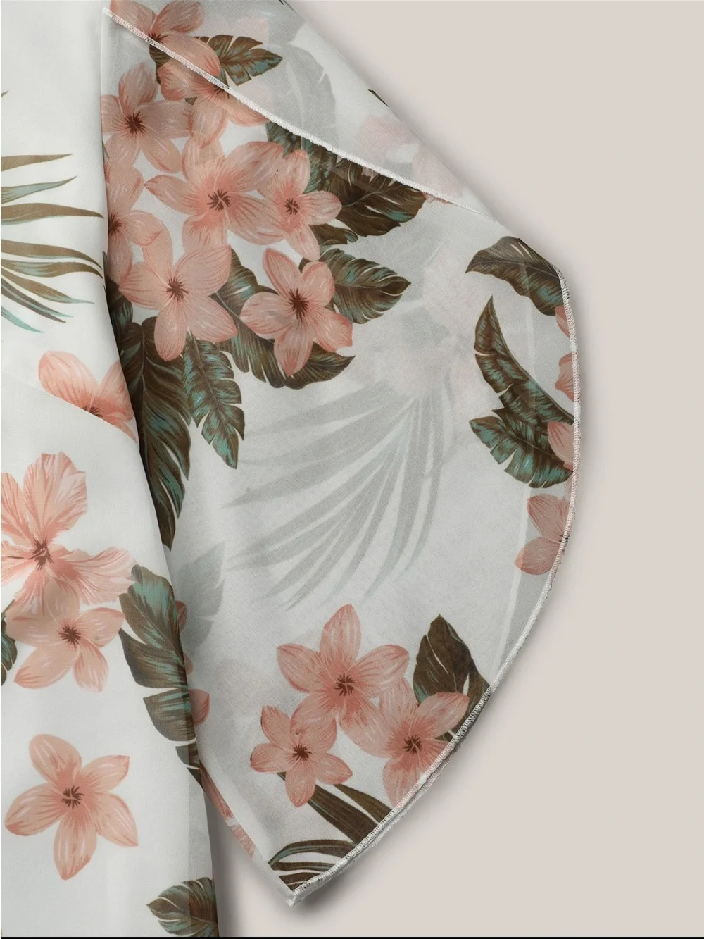 BloomChic Petal Sleeve Floral Round Neck Blouse size 1X (14-16)